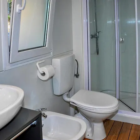 Baia Dei Micenei Camping *