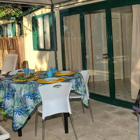 Camping Baia Dei Micenei *