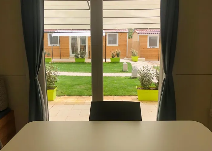 Baia Dei Micenei Camping