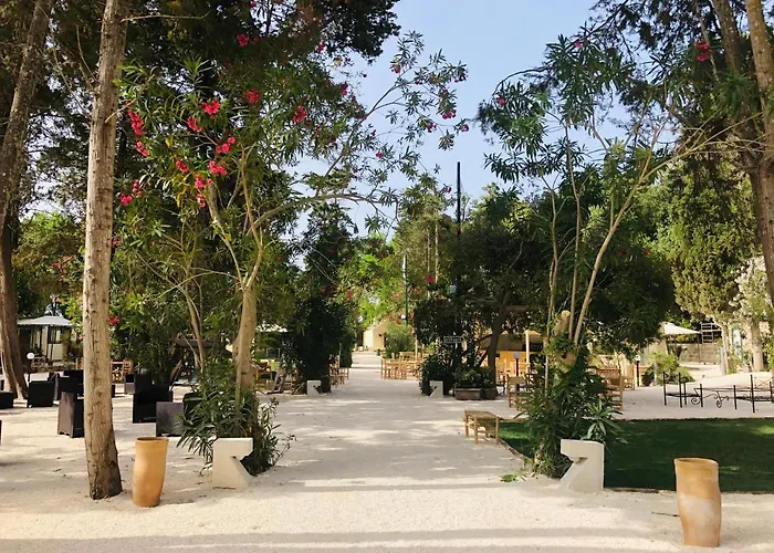 Baia Dei Micenei Camping